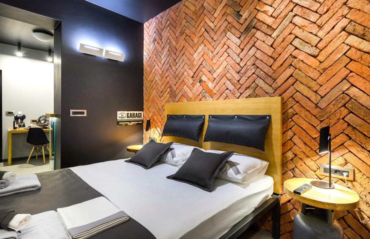 Split Industrial Design Rooms Extérieur photo