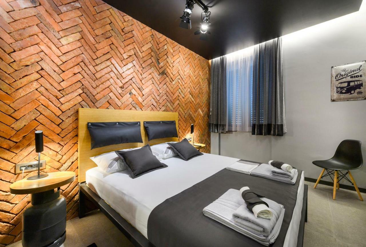 Split Industrial Design Rooms Extérieur photo