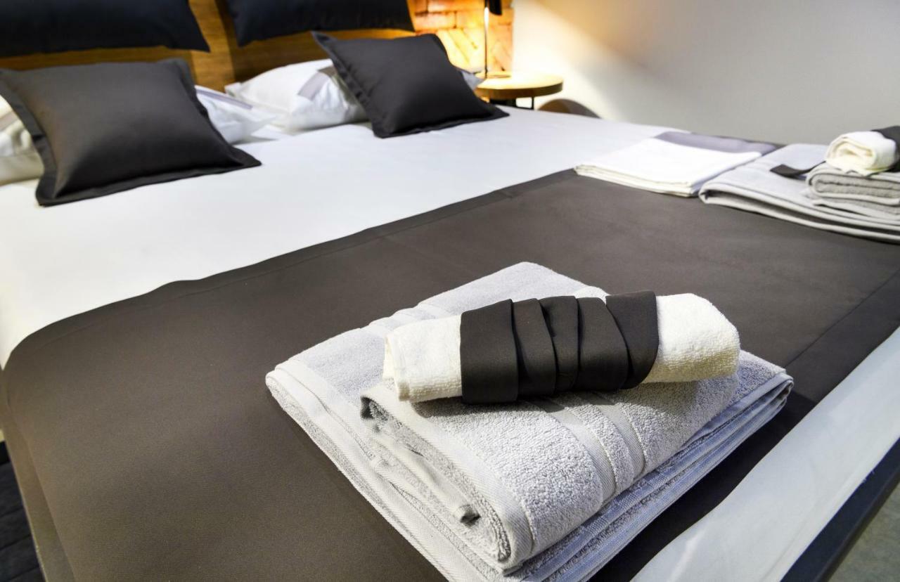 Split Industrial Design Rooms Extérieur photo