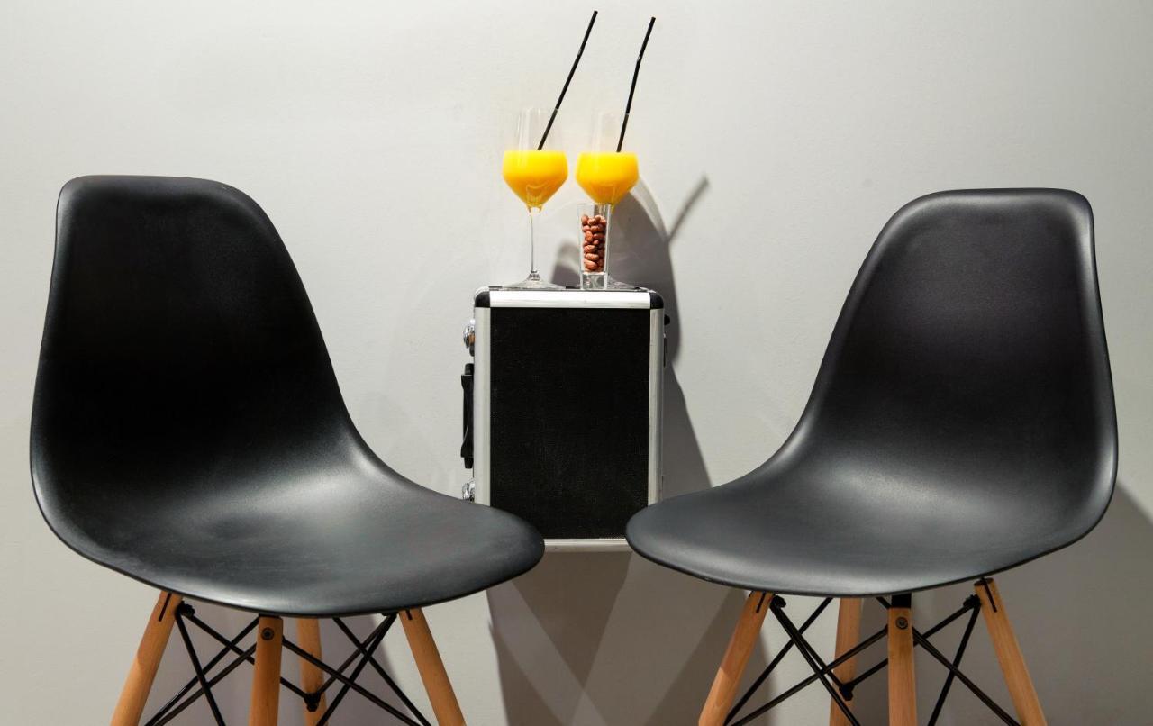 Split Industrial Design Rooms Extérieur photo